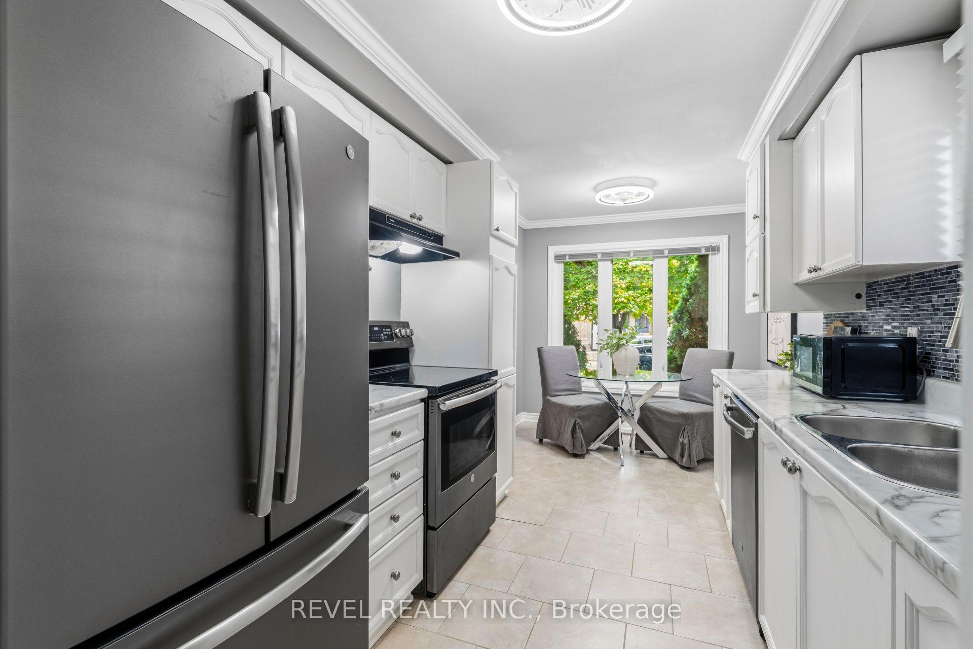 Photo 6 of 78 Ryan's Way, Hamilton, Waterdown — HOMEH