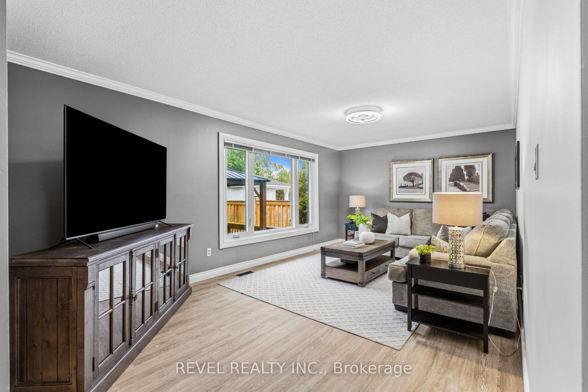 Photo 9 of 78 Ryan's Way, Hamilton, Waterdown — HOMEH