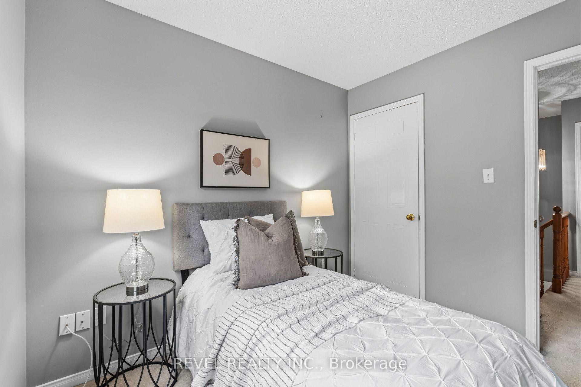 Photo 16 of 78 Ryan's Way, Hamilton, Waterdown — HOMEH