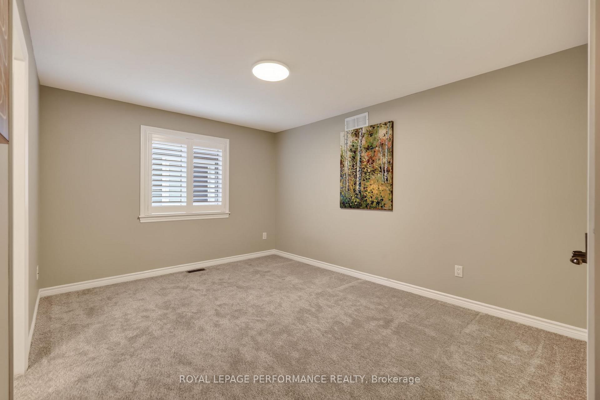 Photo 25 of 816 Azure Street, Ottawa, Avalon West — HOMEH