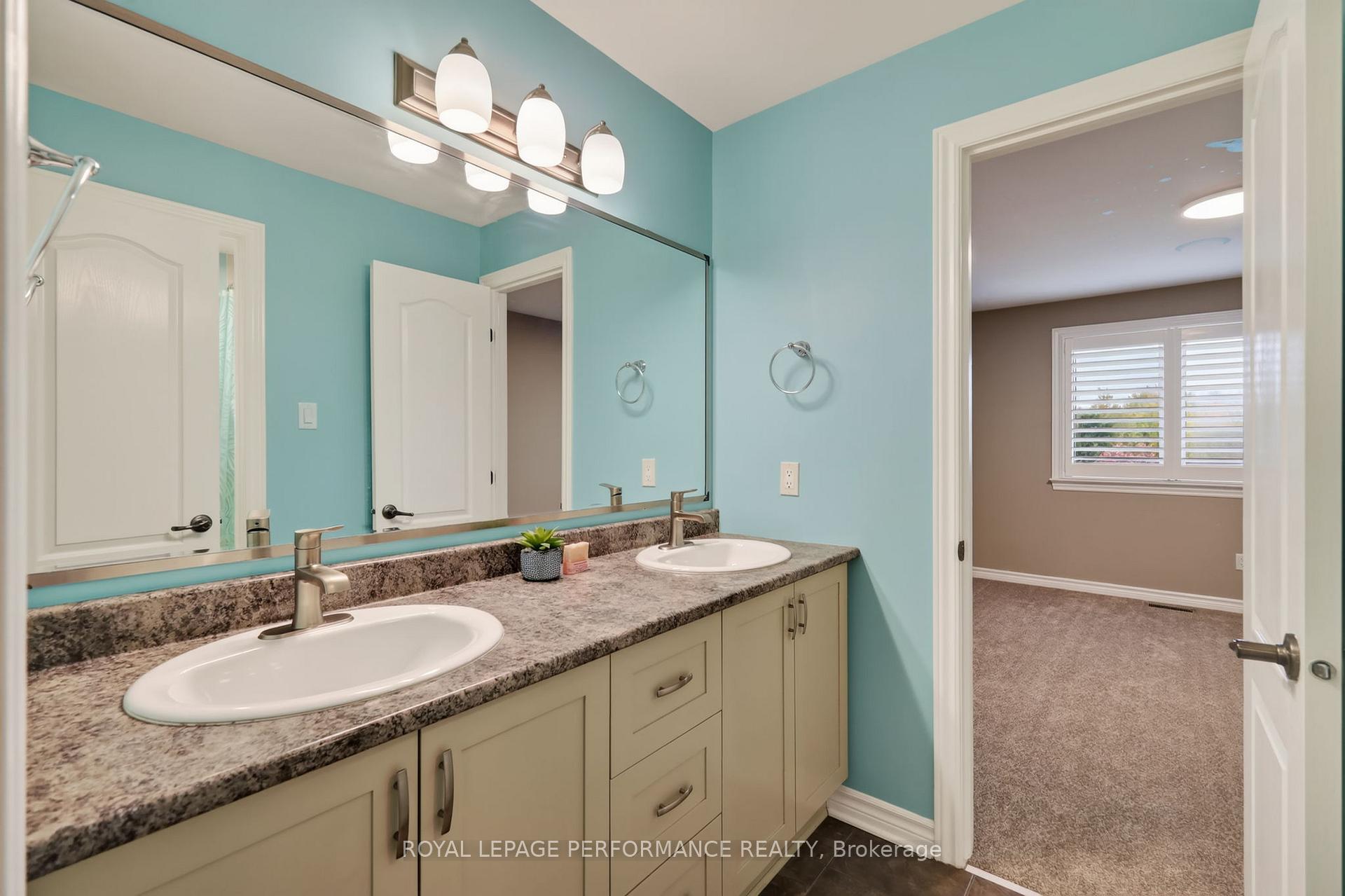 Photo 27 of 816 Azure Street, Ottawa, Avalon West — HOMEH