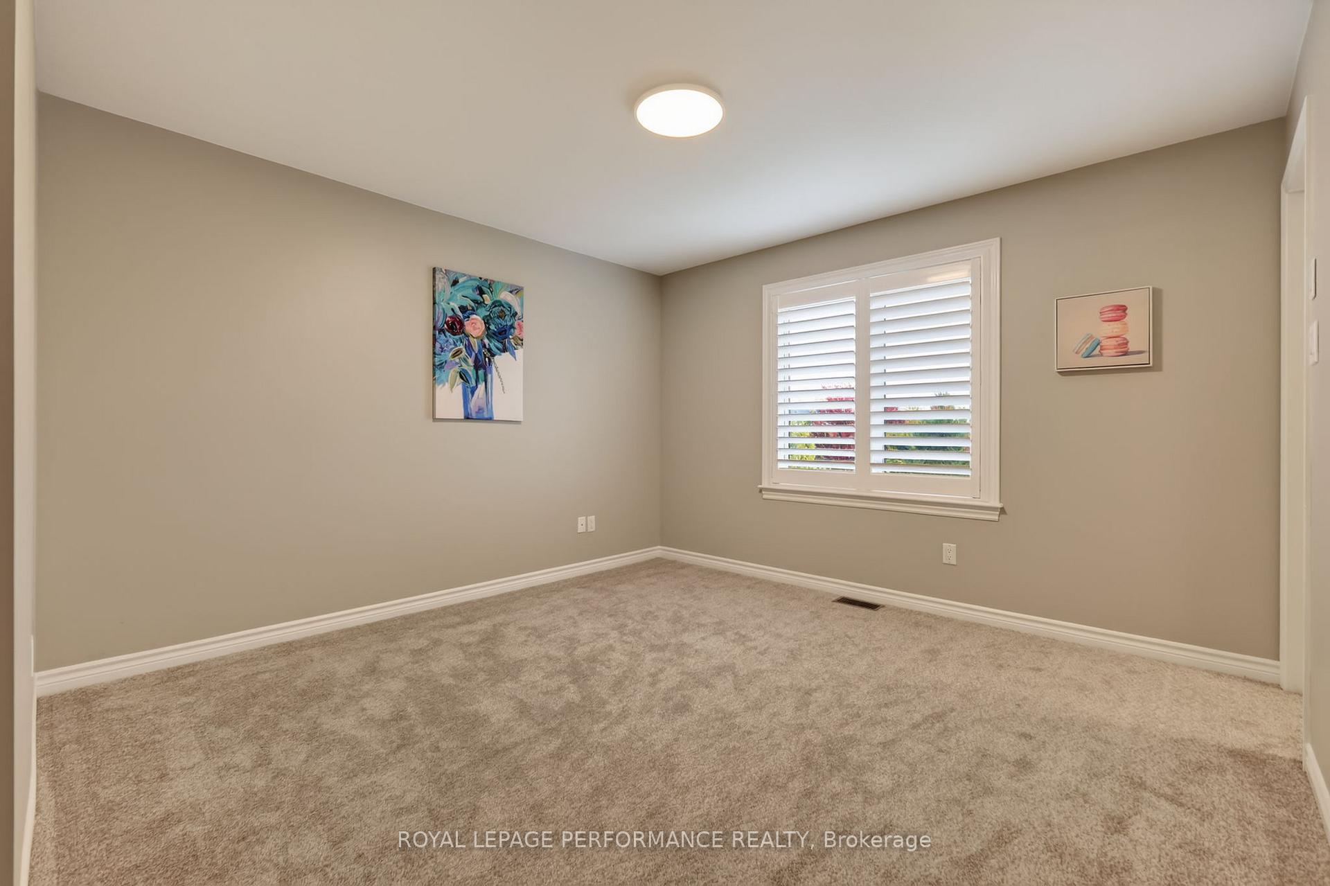 Photo 32 of 816 Azure Street, Ottawa, Avalon West — HOMEH