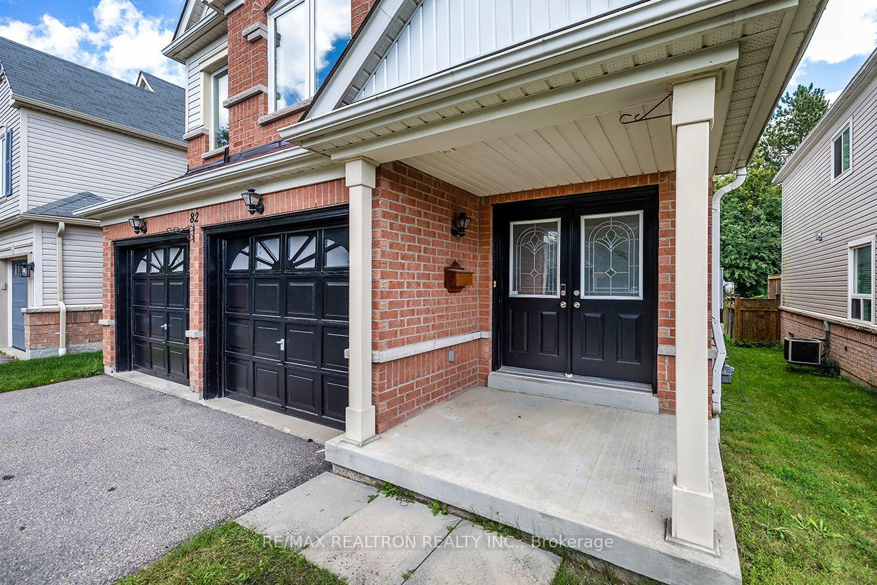 Photo 2 of 82 Beachgrove Crescent, Whitby, Taunton North — HOMEH