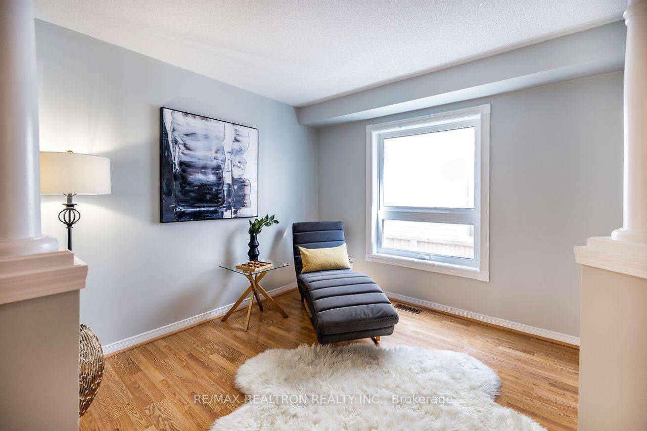 Photo 4 of 82 Beachgrove Crescent, Whitby, Taunton North — HOMEH