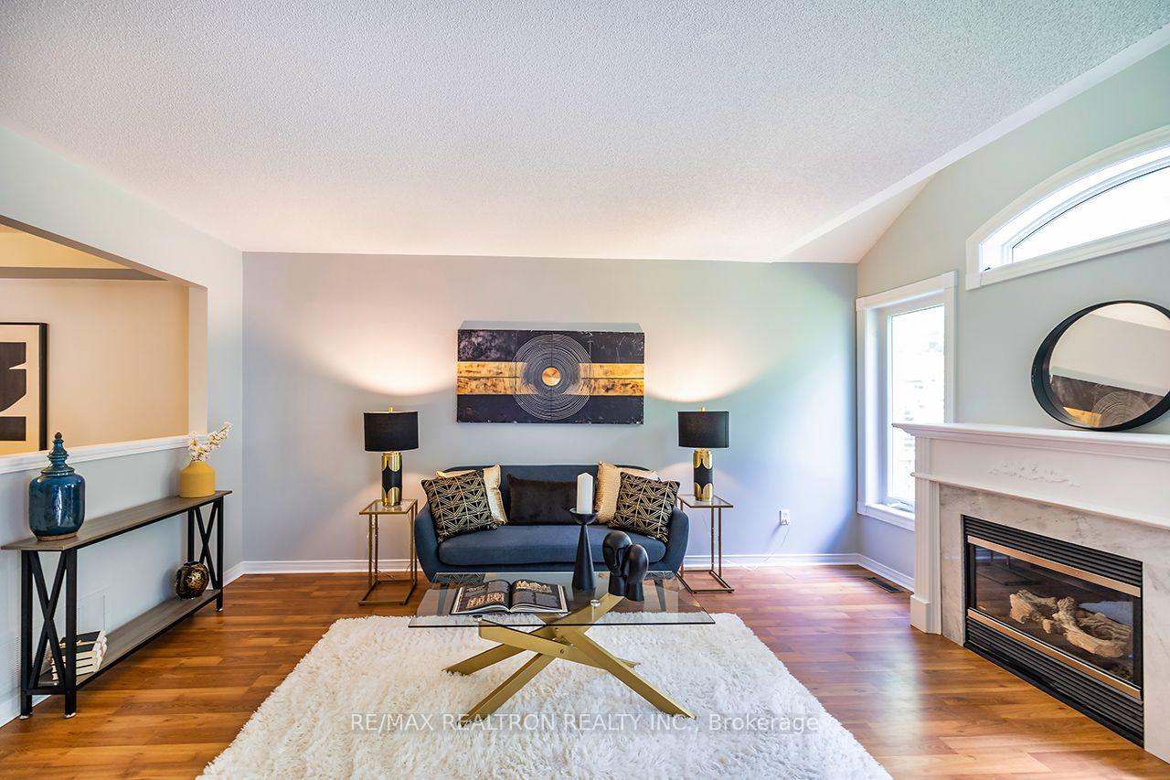 Photo 12 of 82 Beachgrove Crescent, Whitby, Taunton North — HOMEH