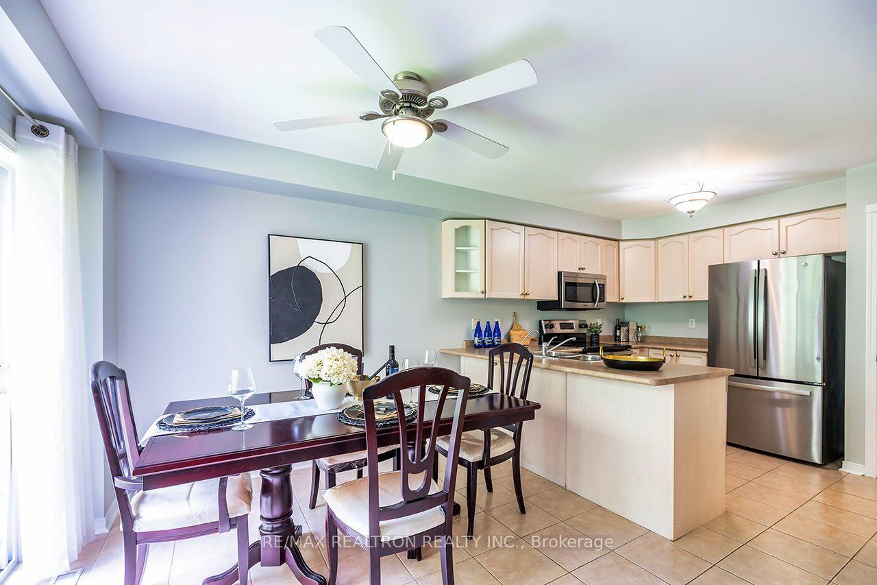 Photo 15 of 82 Beachgrove Crescent, Whitby, Taunton North — HOMEH