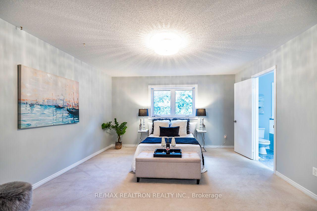 Photo 20 of 82 Beachgrove Crescent, Whitby, Taunton North — HOMEH