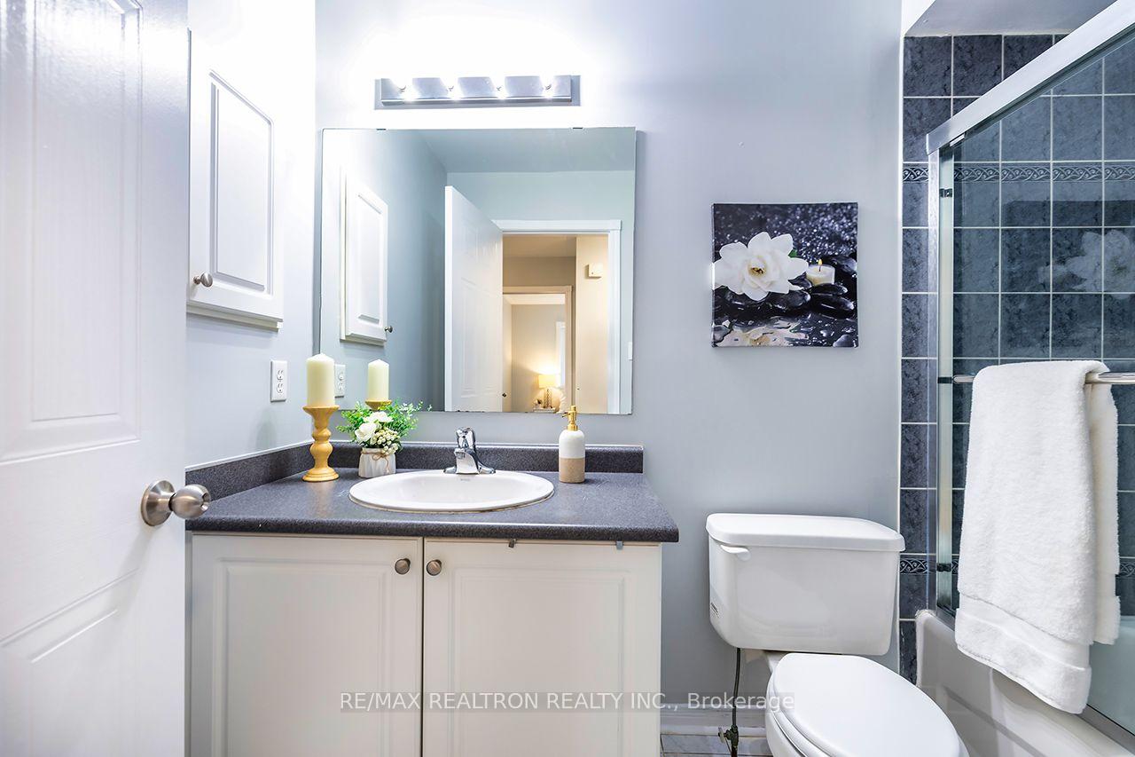 Photo 23 of 82 Beachgrove Crescent, Whitby, Taunton North — HOMEH