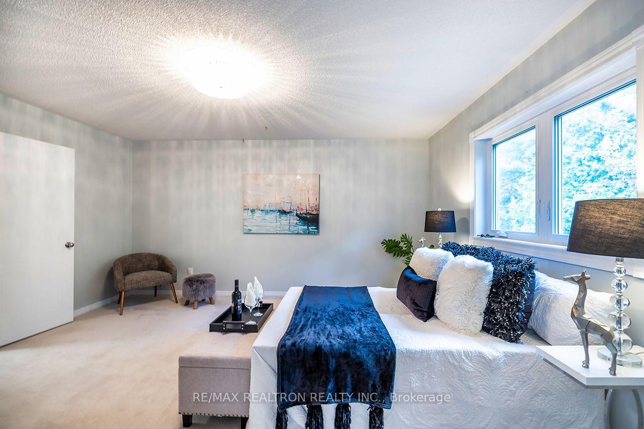 Photo 28 of 82 Beachgrove Crescent, Whitby, Taunton North — HOMEH