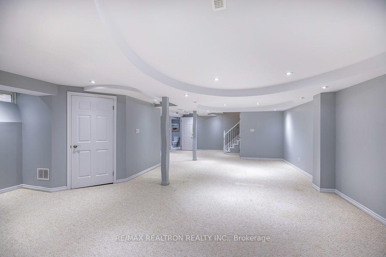 Photo 29 of 82 Beachgrove Crescent, Whitby, Taunton North — HOMEH
