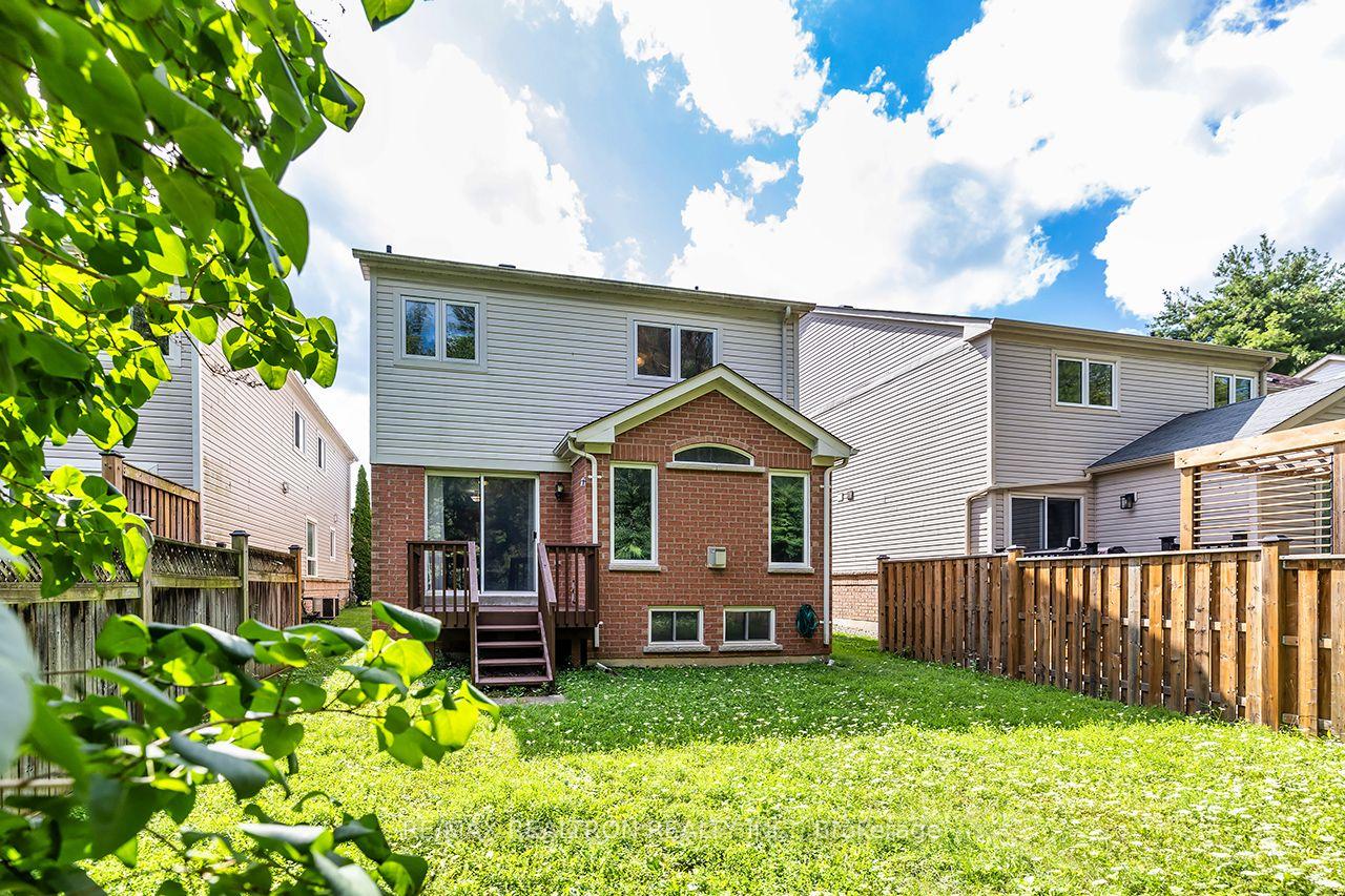 Photo 34 of 82 Beachgrove Crescent, Whitby, Taunton North — HOMEH