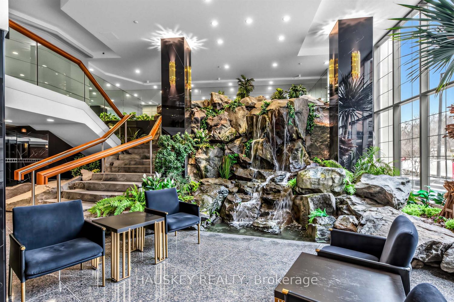Photo 2 of Unit 402, 3800 Yonge Street, Toronto, Bedford Park-Nortown — HOMEH