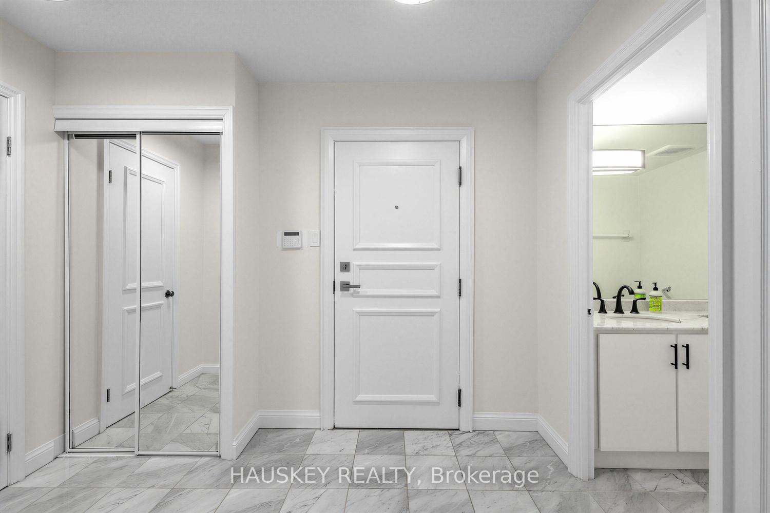 Photo 3 of Unit 402, 3800 Yonge Street, Toronto, Bedford Park-Nortown — HOMEH
