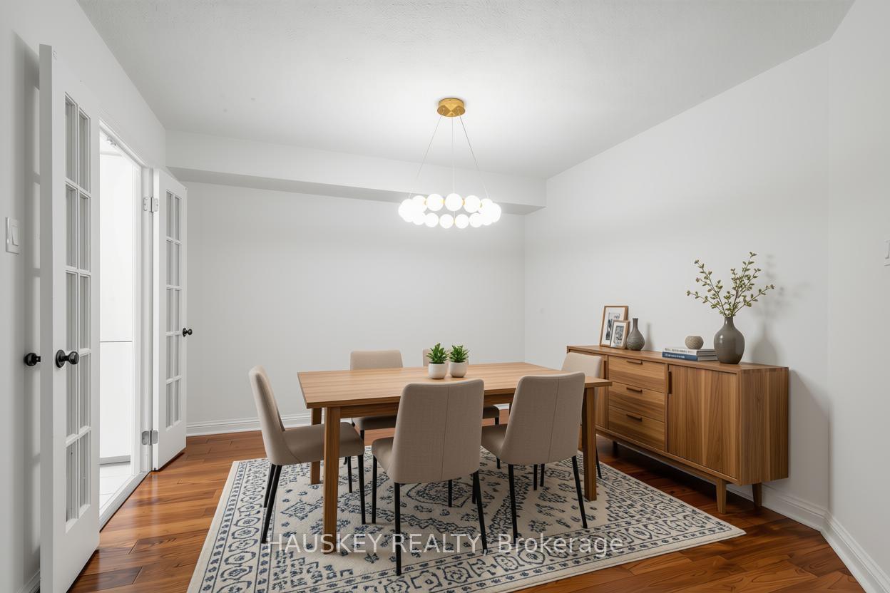 Photo 7 of Unit 402, 3800 Yonge Street, Toronto, Bedford Park-Nortown — HOMEH