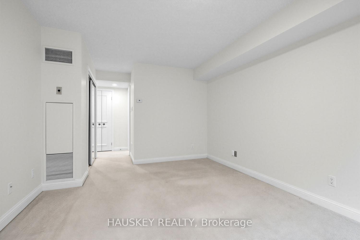 Photo 20 of Unit 402, 3800 Yonge Street, Toronto, Bedford Park-Nortown — HOMEH
