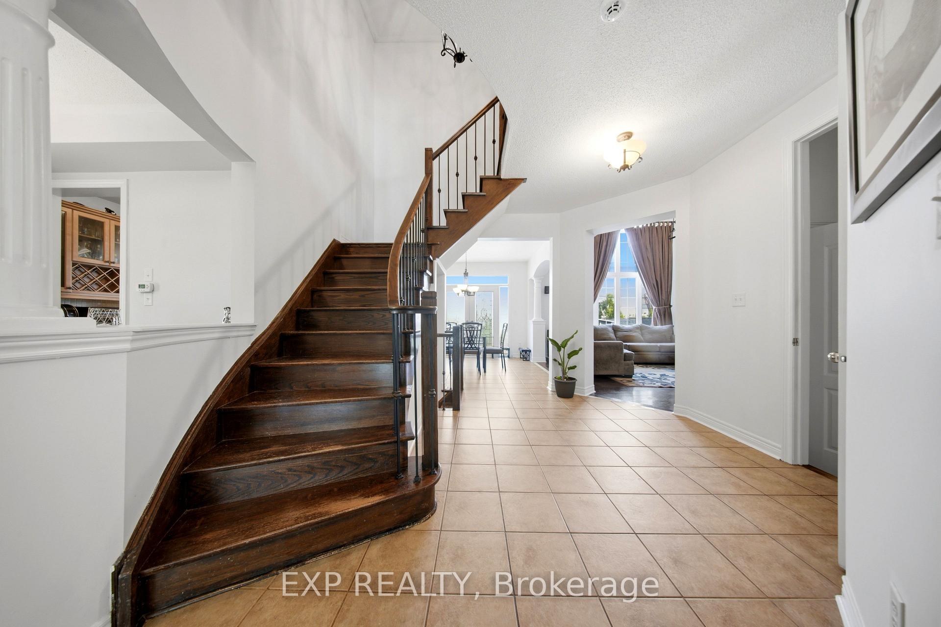 Photo 12 of 62 Ocean Ridge Drive, Brampton, Sandringham-Wellington — HOMEH