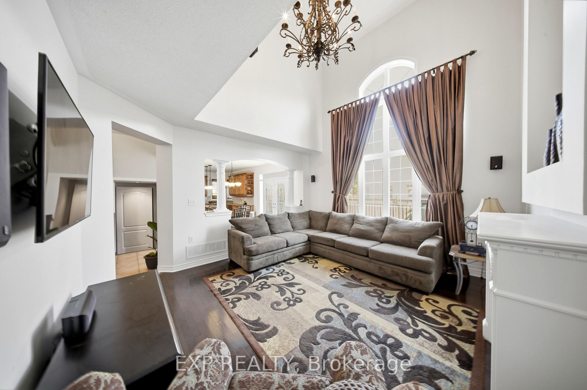 Photo 14 of 62 Ocean Ridge Drive, Brampton, Sandringham-Wellington — HOMEH
