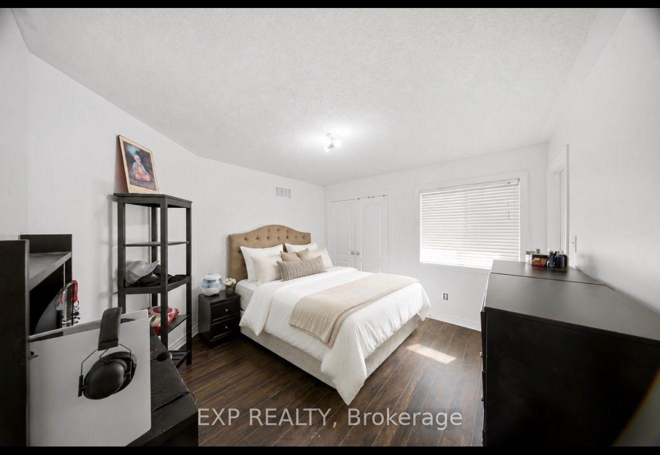 Photo 24 of 62 Ocean Ridge Drive, Brampton, Sandringham-Wellington — HOMEH