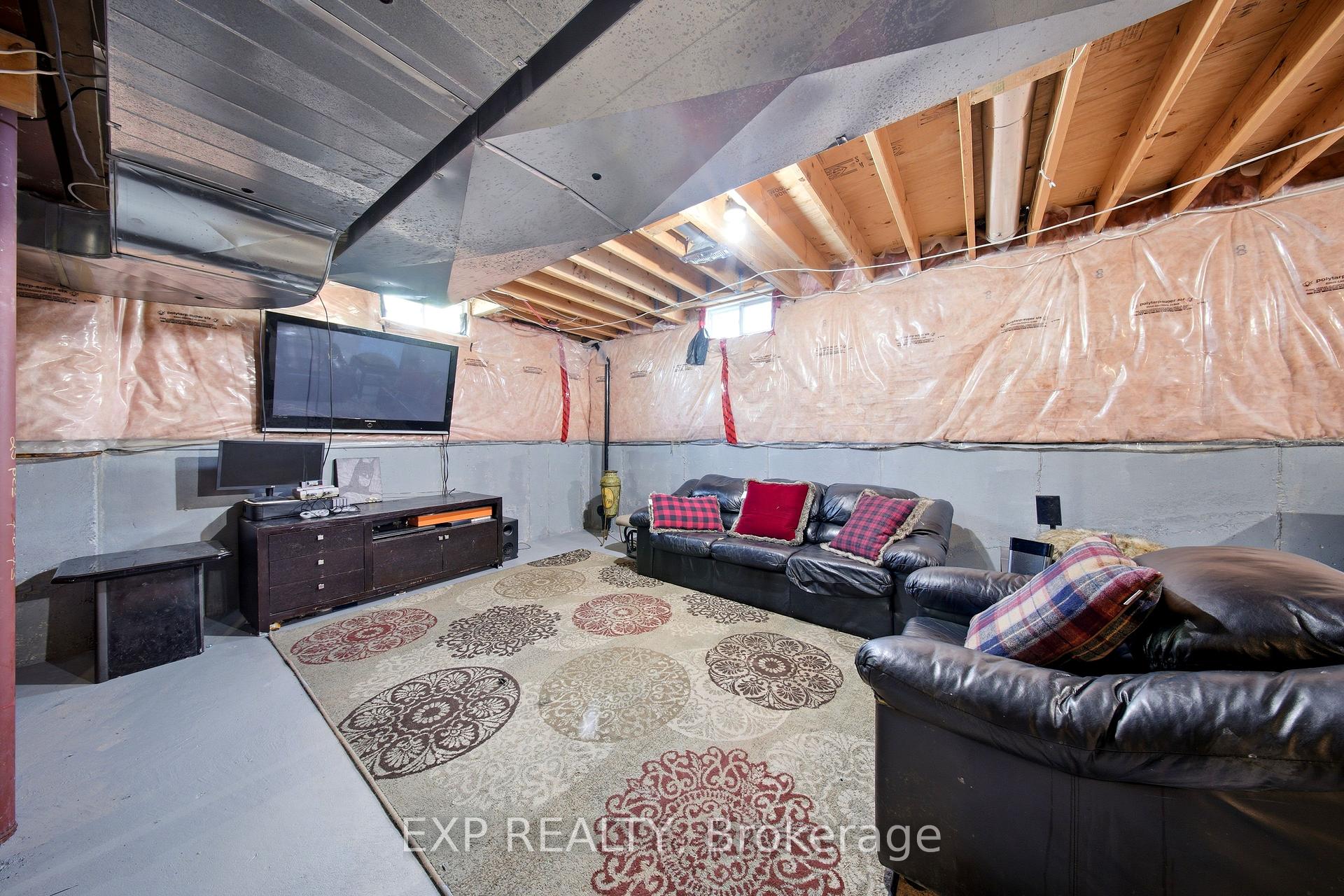 Photo 30 of 62 Ocean Ridge Drive, Brampton, Sandringham-Wellington — HOMEH
