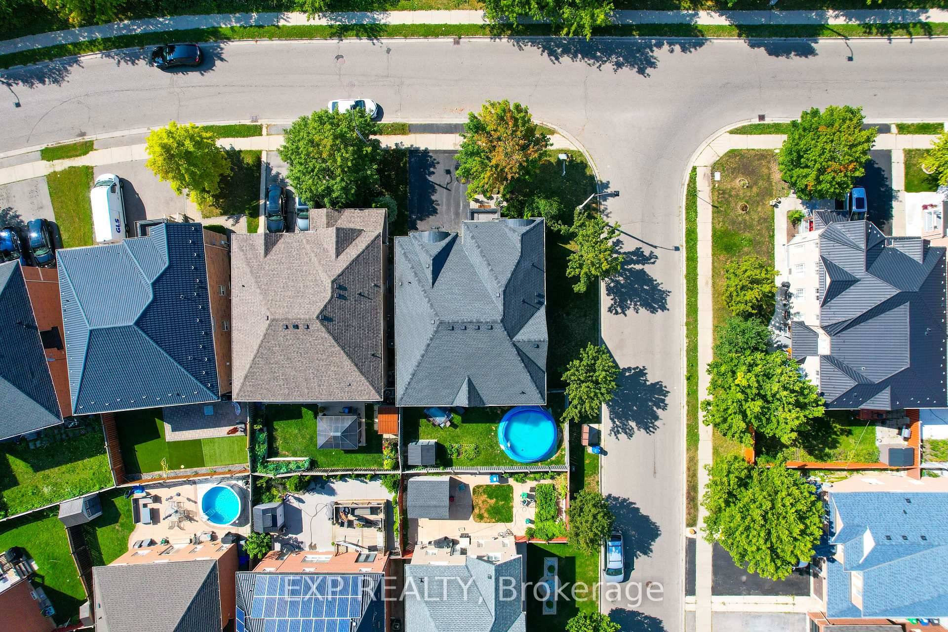 Photo 38 of 62 Ocean Ridge Drive, Brampton, Sandringham-Wellington — HOMEH