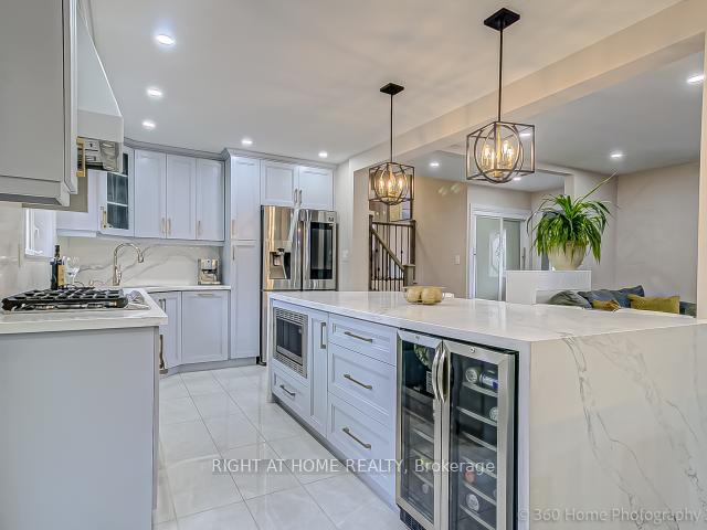 Photo 9 of 1179 Queens Avenue, Oakville, College Park — HOMEH