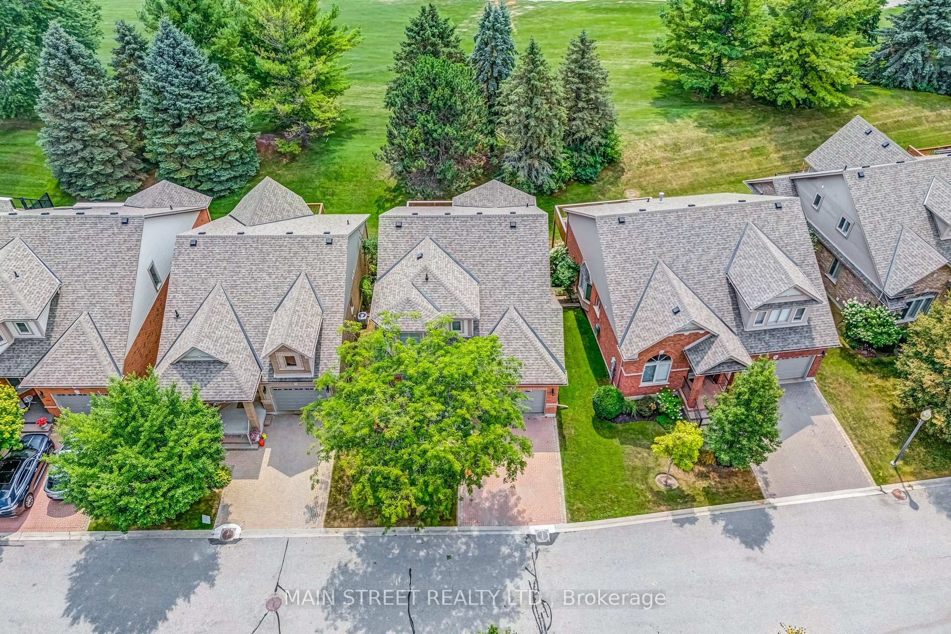 Photo 1 of 40 Via Amici, New Tecumseth, Rural New Tecumseth — HOMEH