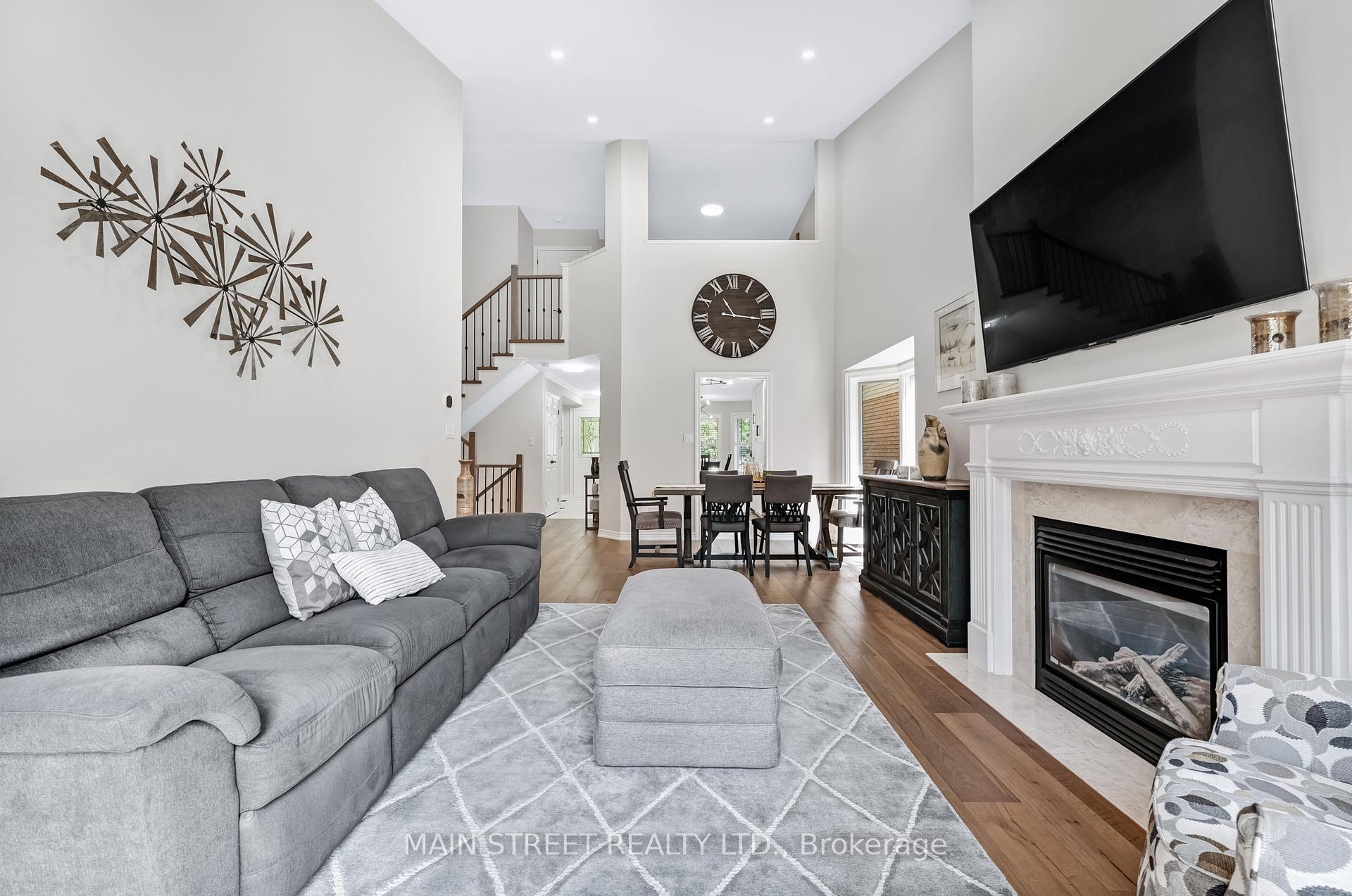 Photo 5 of 40 Via Amici, New Tecumseth, Rural New Tecumseth — HOMEH