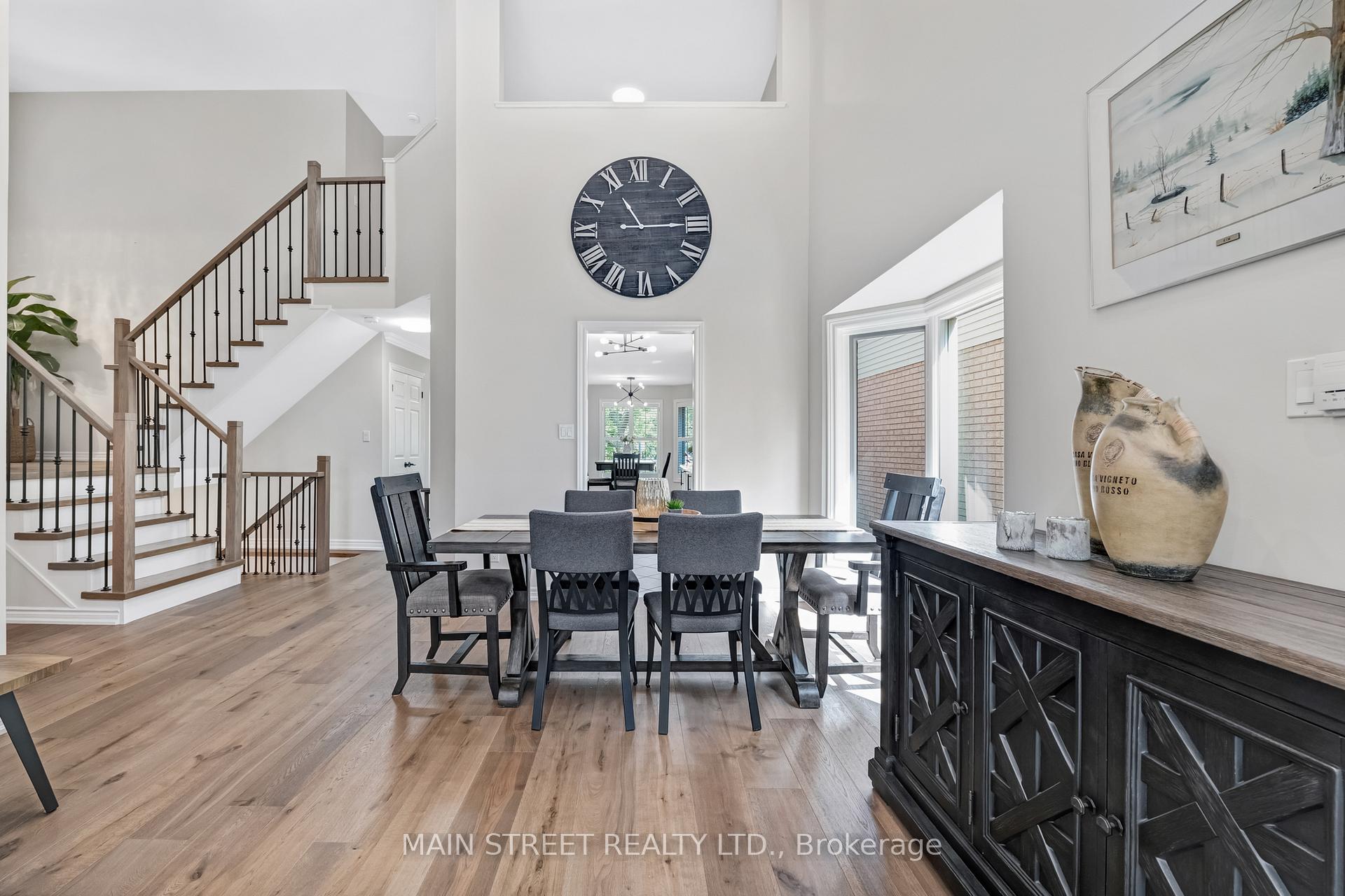 Photo 7 of 40 Via Amici, New Tecumseth, Rural New Tecumseth — HOMEH