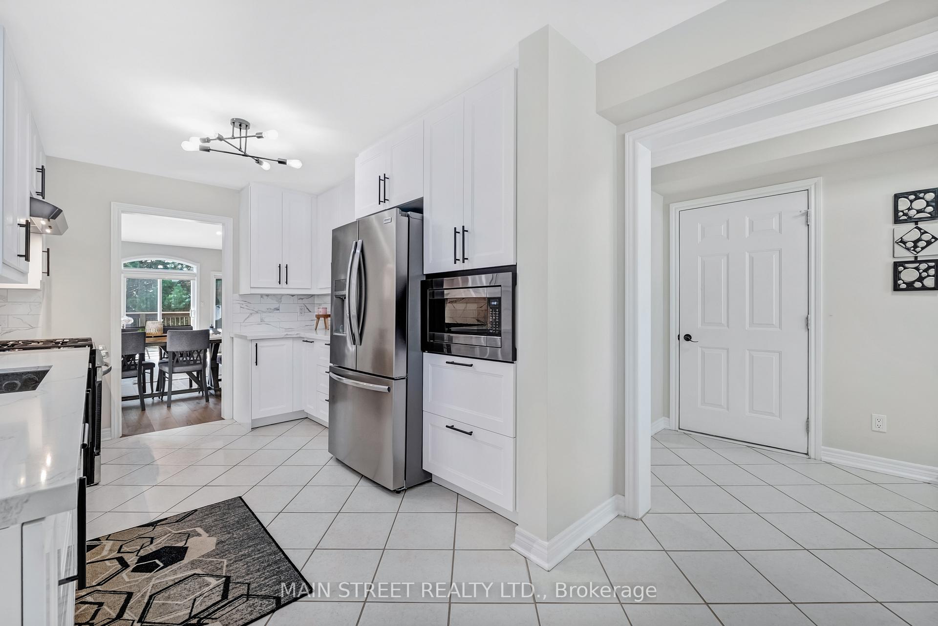 Photo 14 of 40 Via Amici, New Tecumseth, Rural New Tecumseth — HOMEH