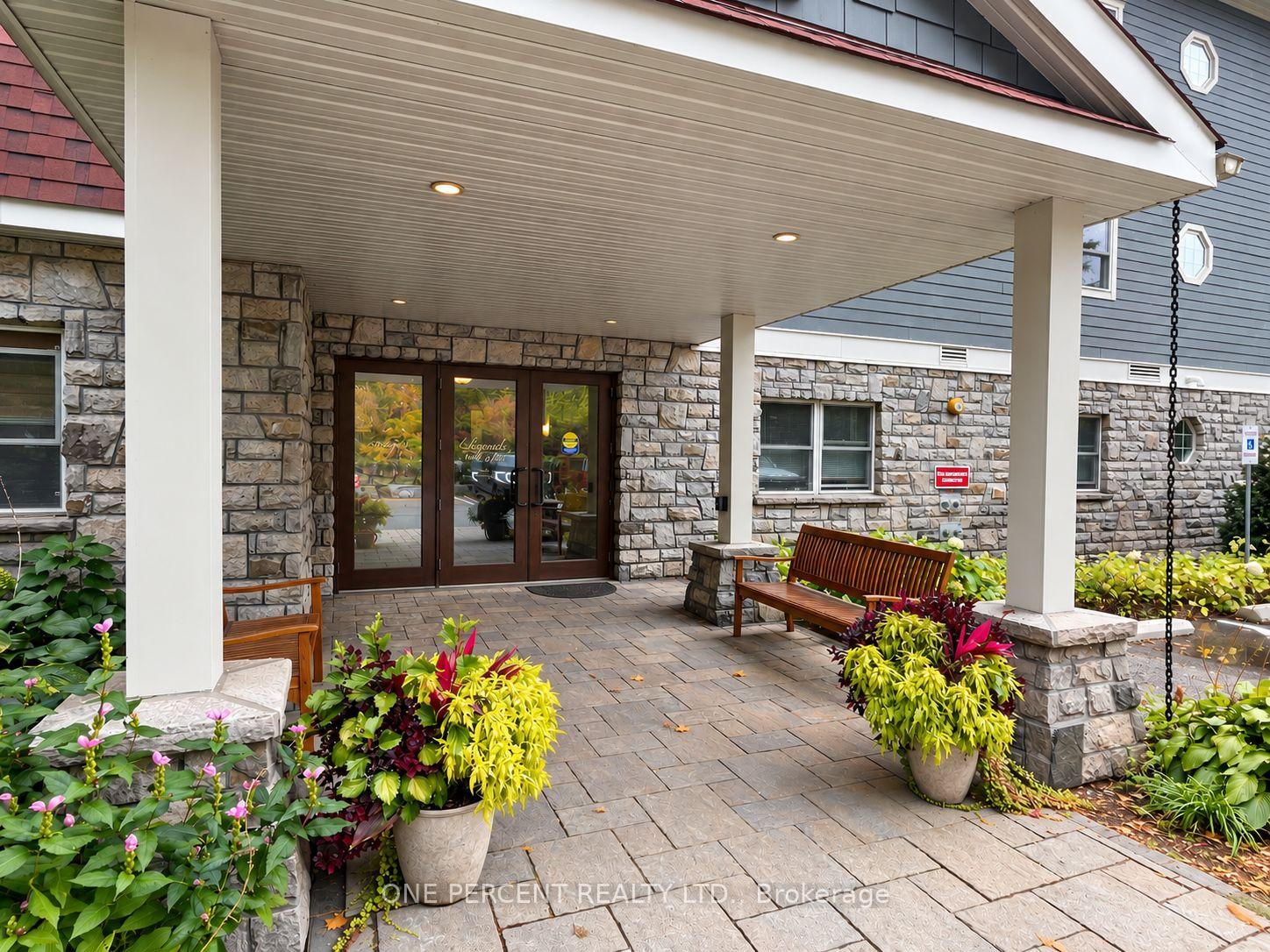 Photo 6 of Unit 113, 10 B Kimberley Avenue, Bracebridge — HOMEH