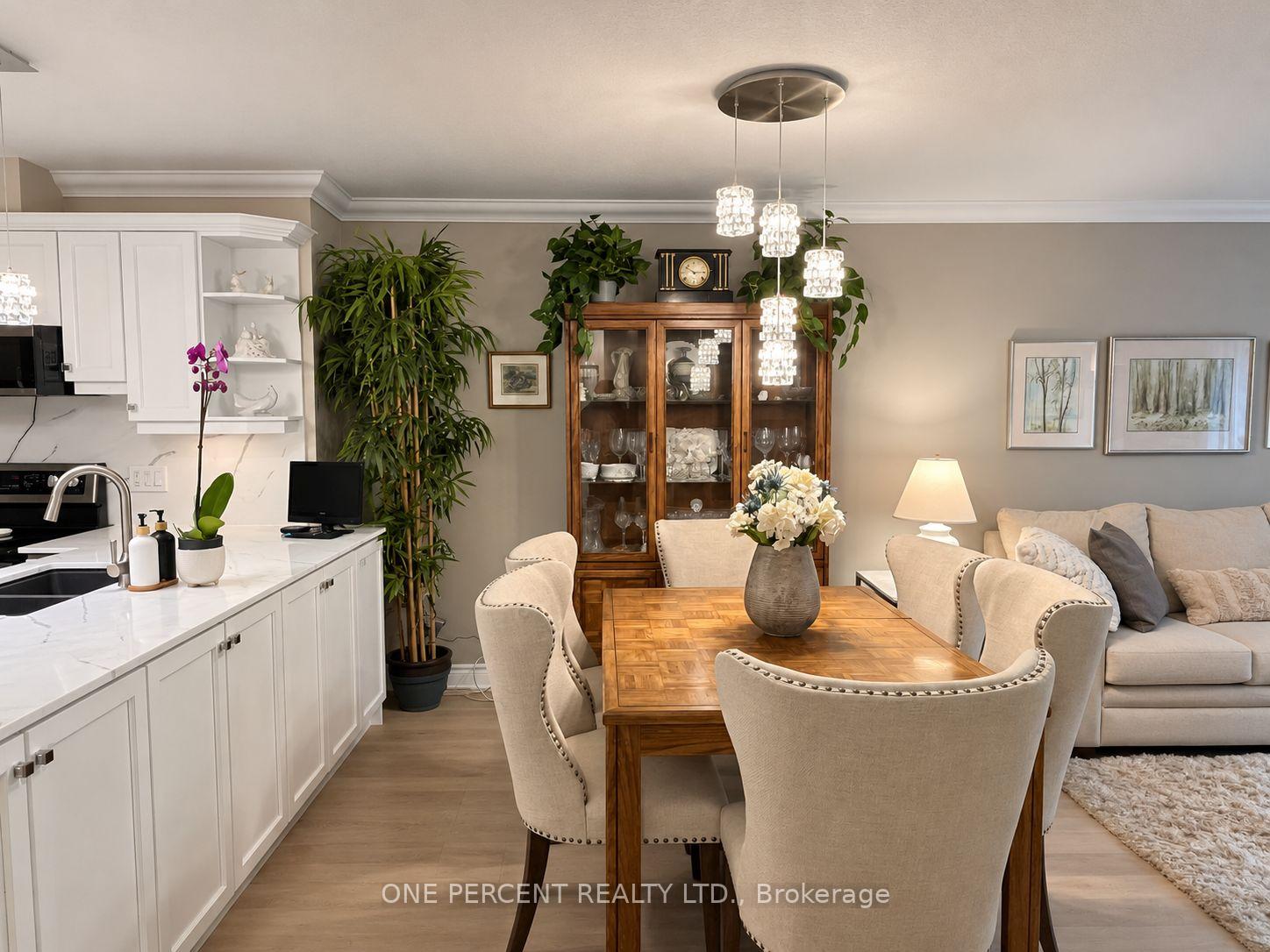 Photo 12 of Unit 113, 10 B Kimberley Avenue, Bracebridge — HOMEH