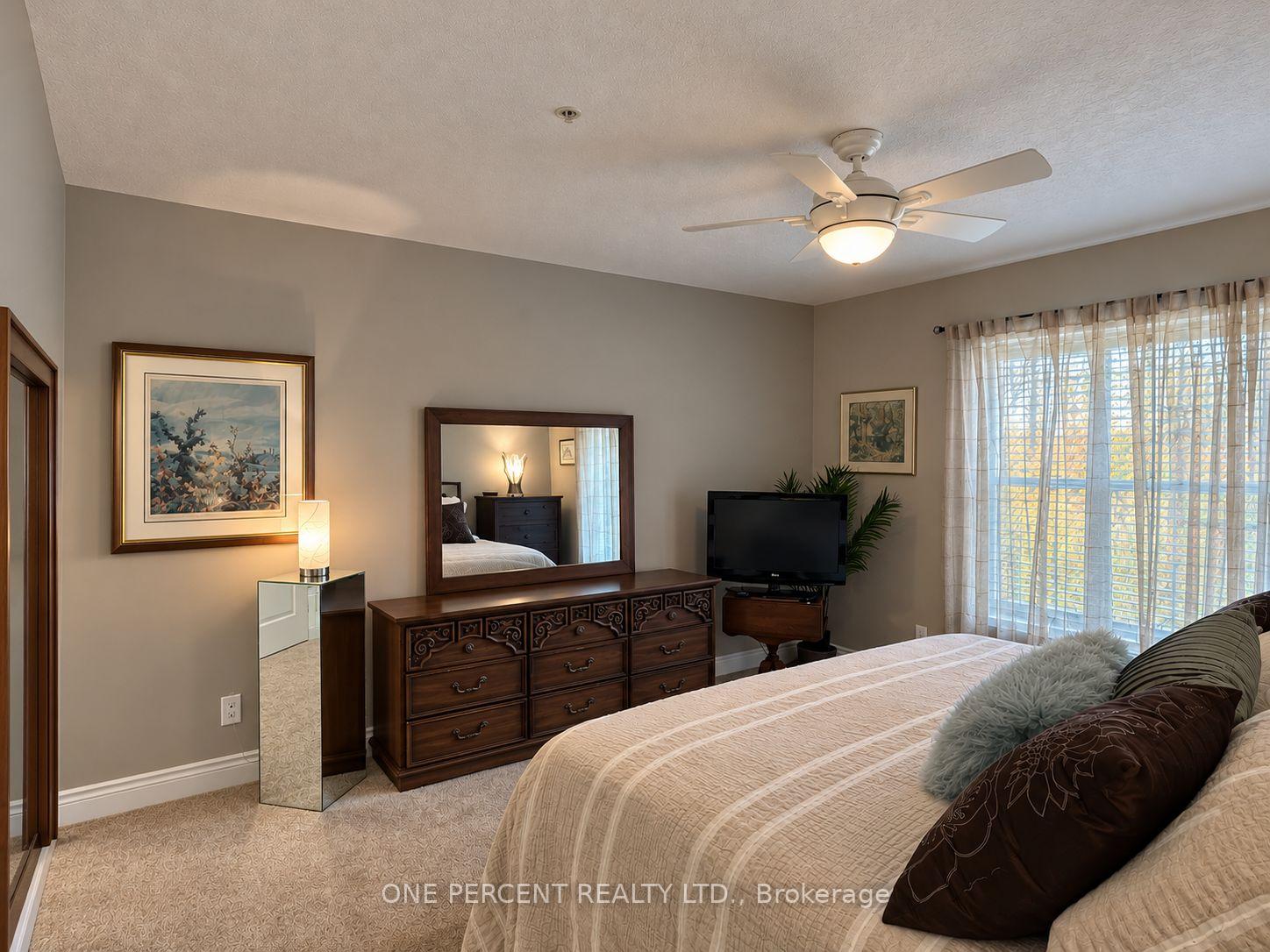 Photo 20 of Unit 113, 10 B Kimberley Avenue, Bracebridge — HOMEH