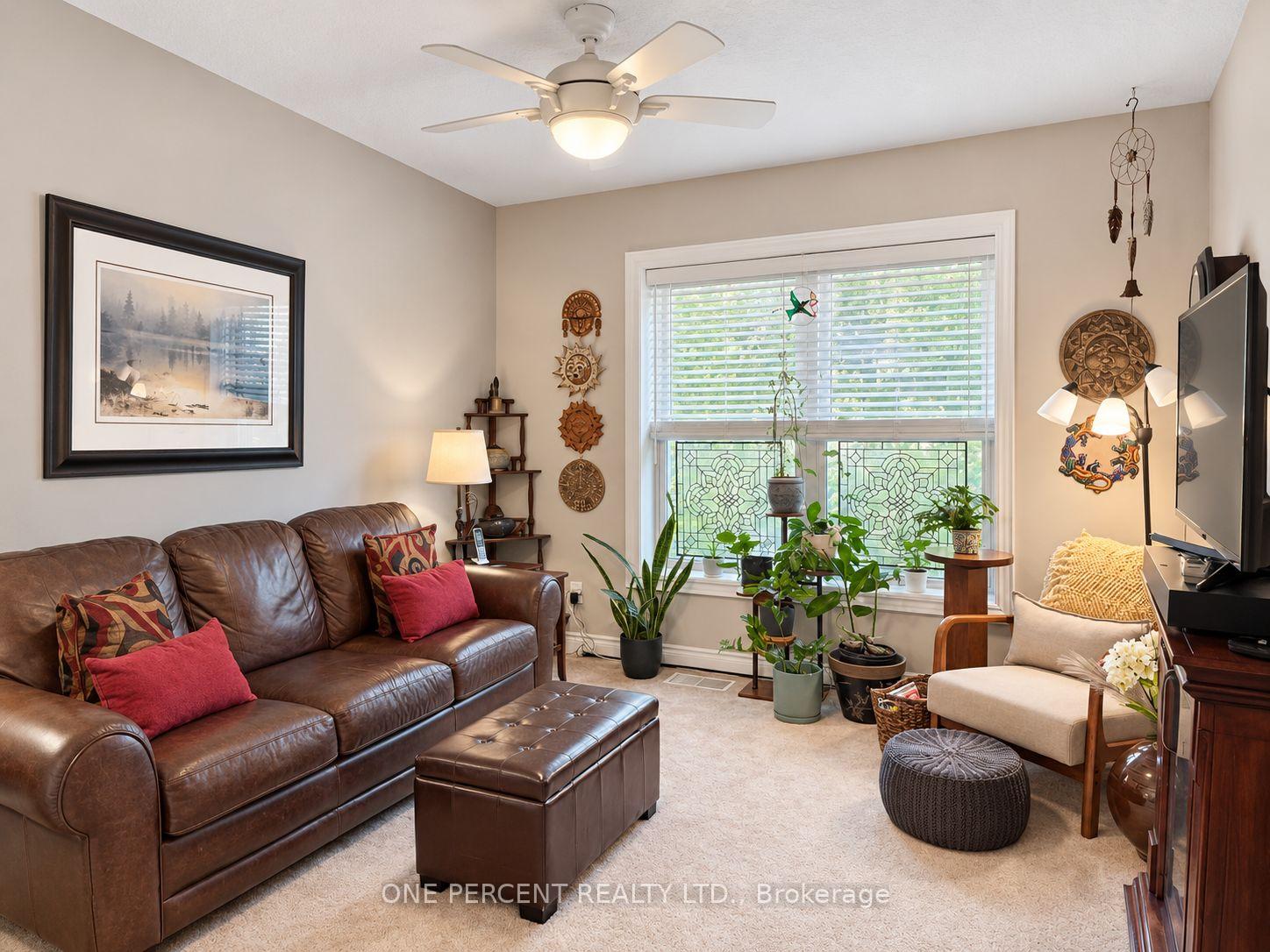 Photo 25 of Unit 113, 10 B Kimberley Avenue, Bracebridge — HOMEH
