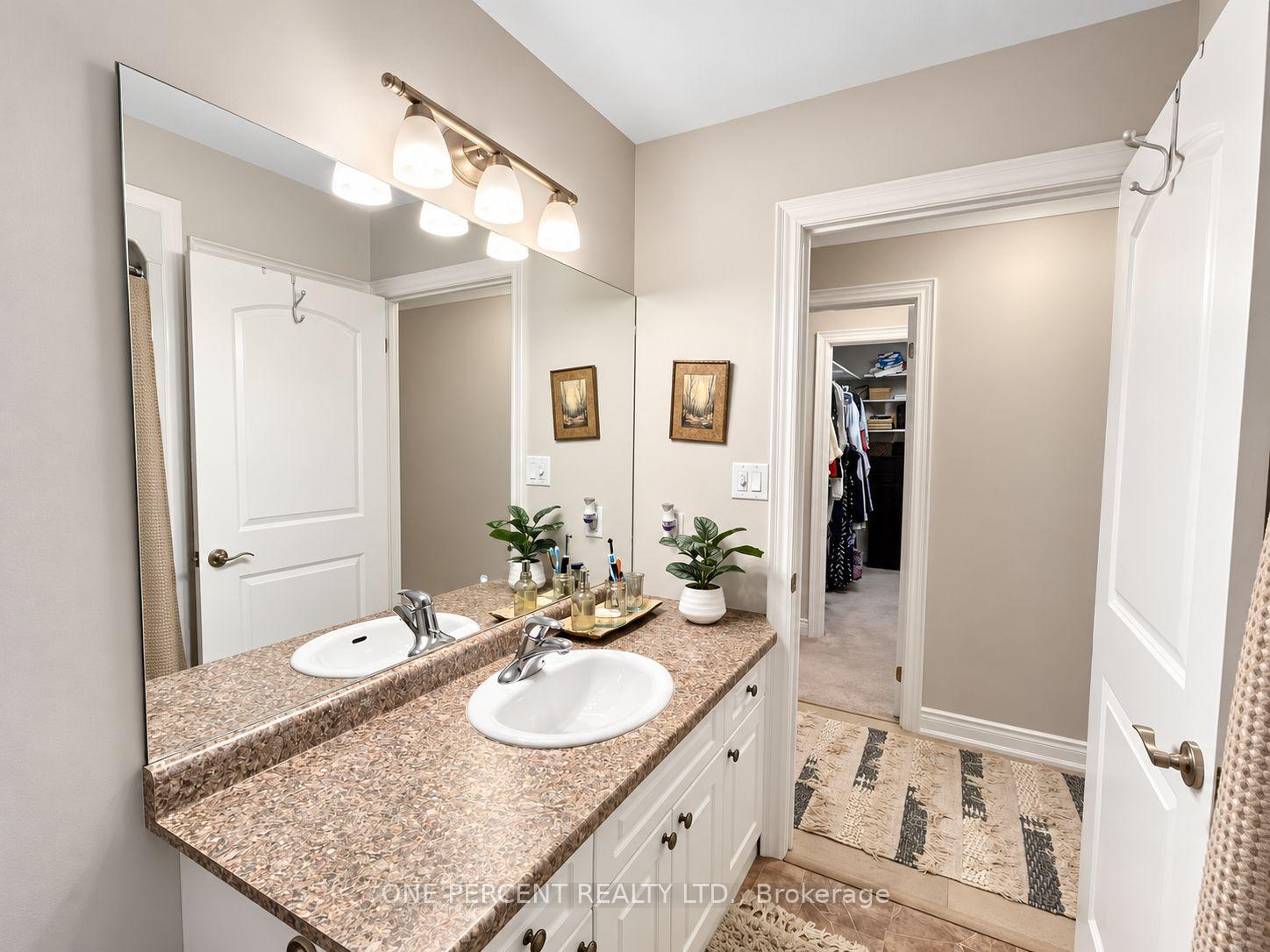 Photo 28 of Unit 113, 10 B Kimberley Avenue, Bracebridge — HOMEH
