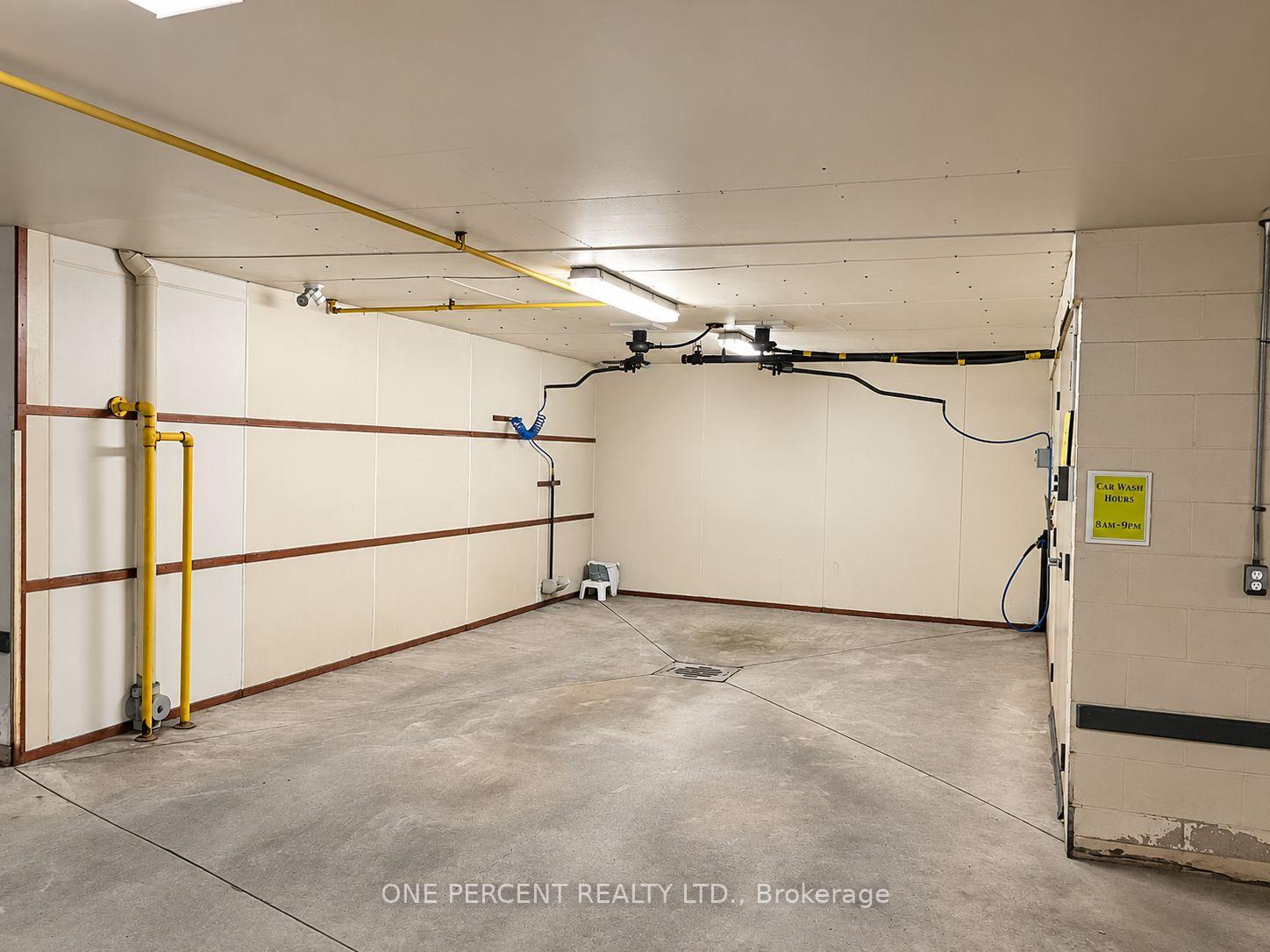 Photo 36 of Unit 113, 10 B Kimberley Avenue, Bracebridge — HOMEH