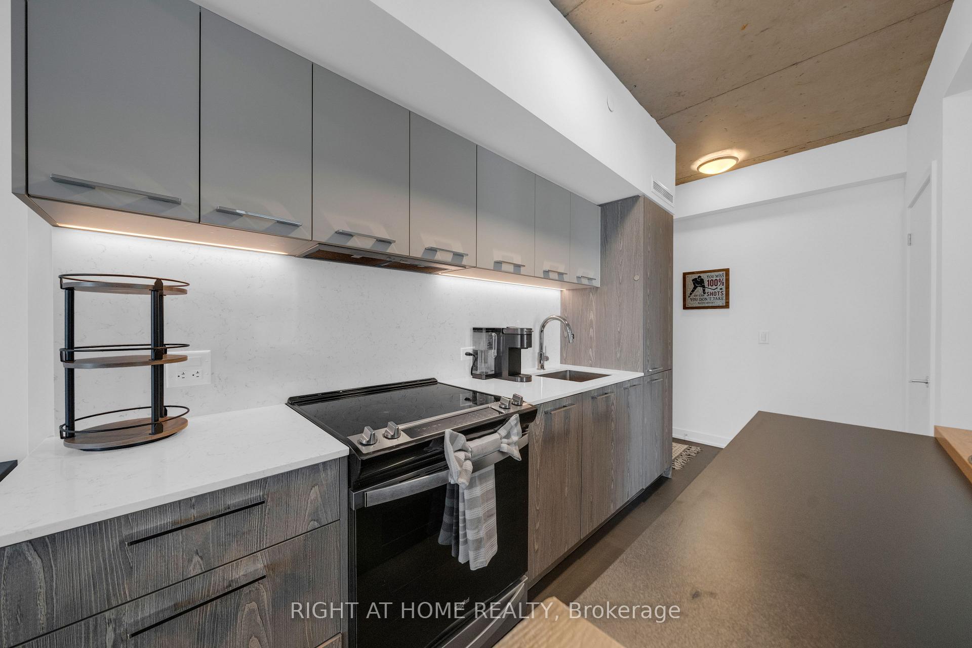 Photo 5 of Unit 1002, 45 Baseball Place, Toronto, South Riverdale — HOMEH