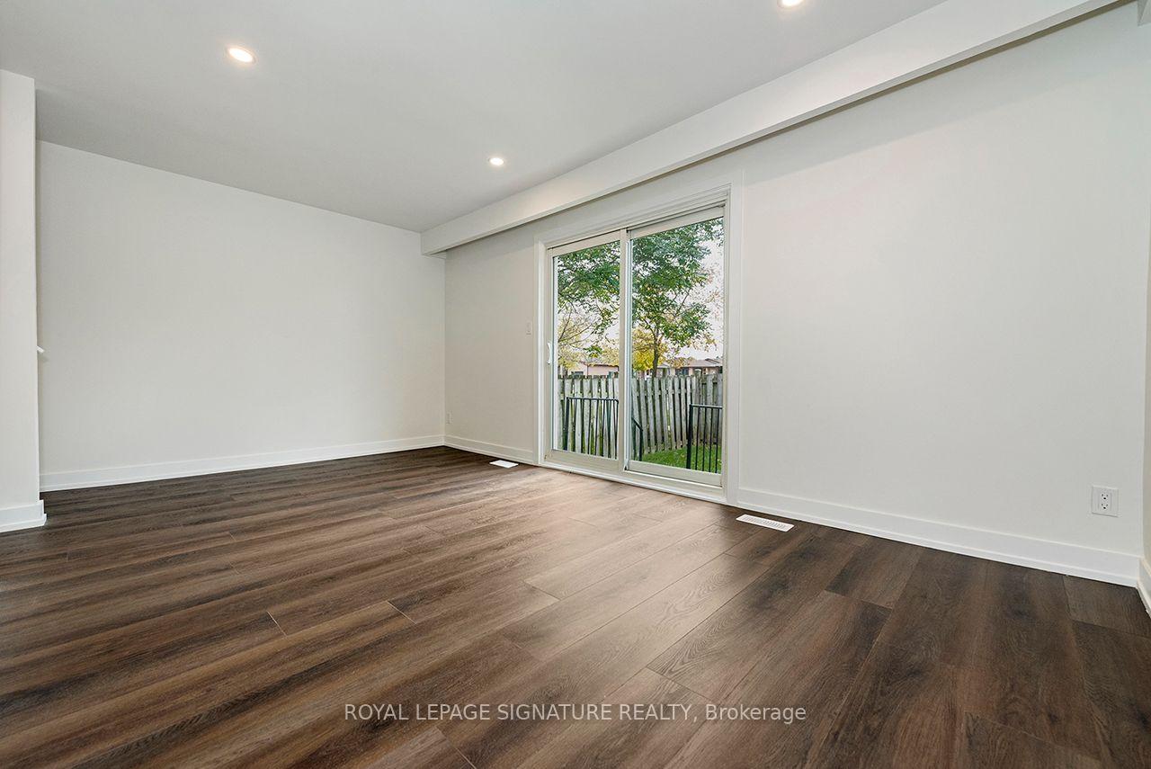 Photo 18 of Unit 3, 20 Anna Capri Drive, Hamilton, Templemead — HOMEH