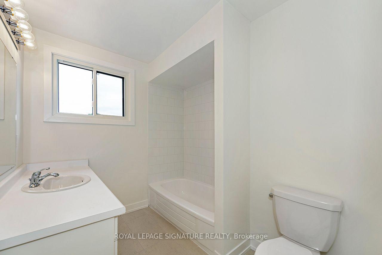 Photo 23 of Unit 3, 20 Anna Capri Drive, Hamilton, Templemead — HOMEH