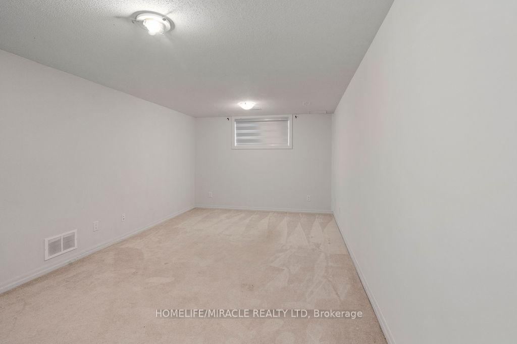 Photo 13 of 153 Overberg Way, Ottawa, Kanata - Emerald Meadows/Trailwest — HOMEH