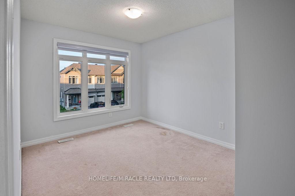 Photo 20 of 153 Overberg Way, Ottawa, Kanata - Emerald Meadows/Trailwest — HOMEH