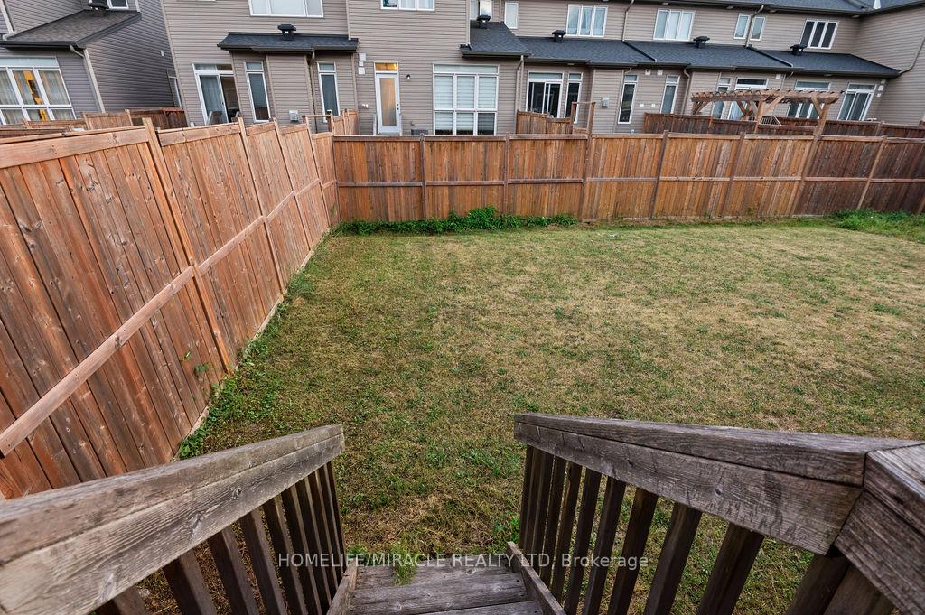 Photo 37 of 153 Overberg Way, Ottawa, Kanata - Emerald Meadows/Trailwest — HOMEH