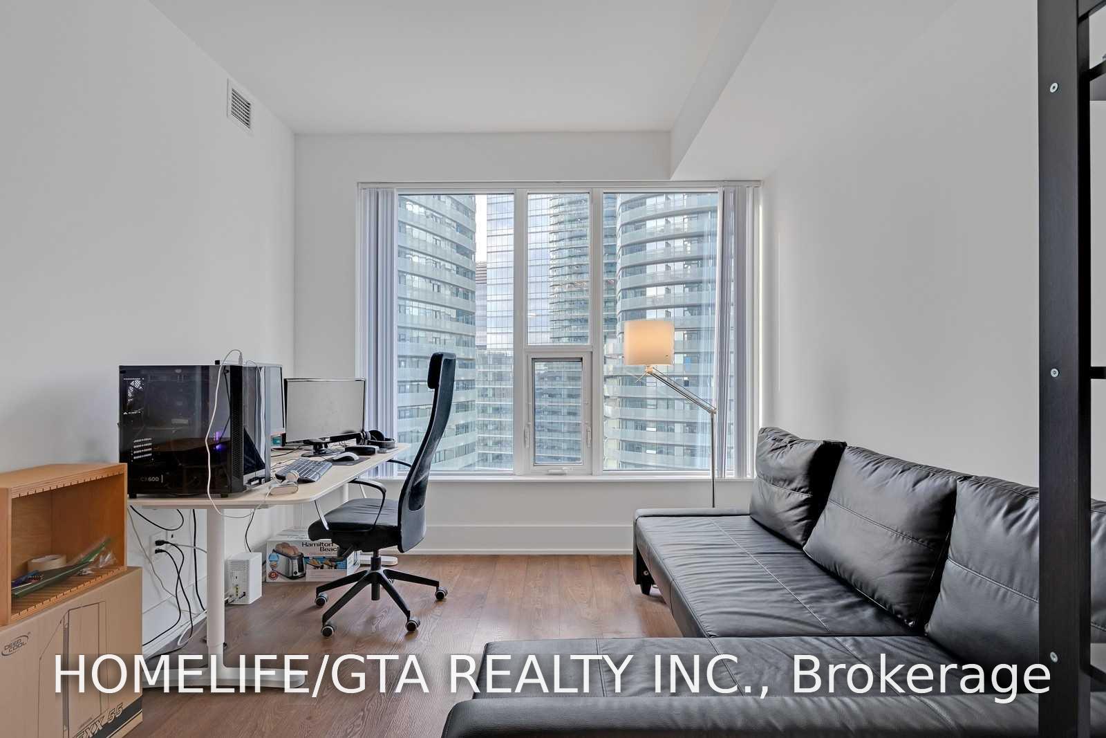 Photo 8 of Unit 3202, 10 York Street, Toronto, Waterfront Communities — HOMEH