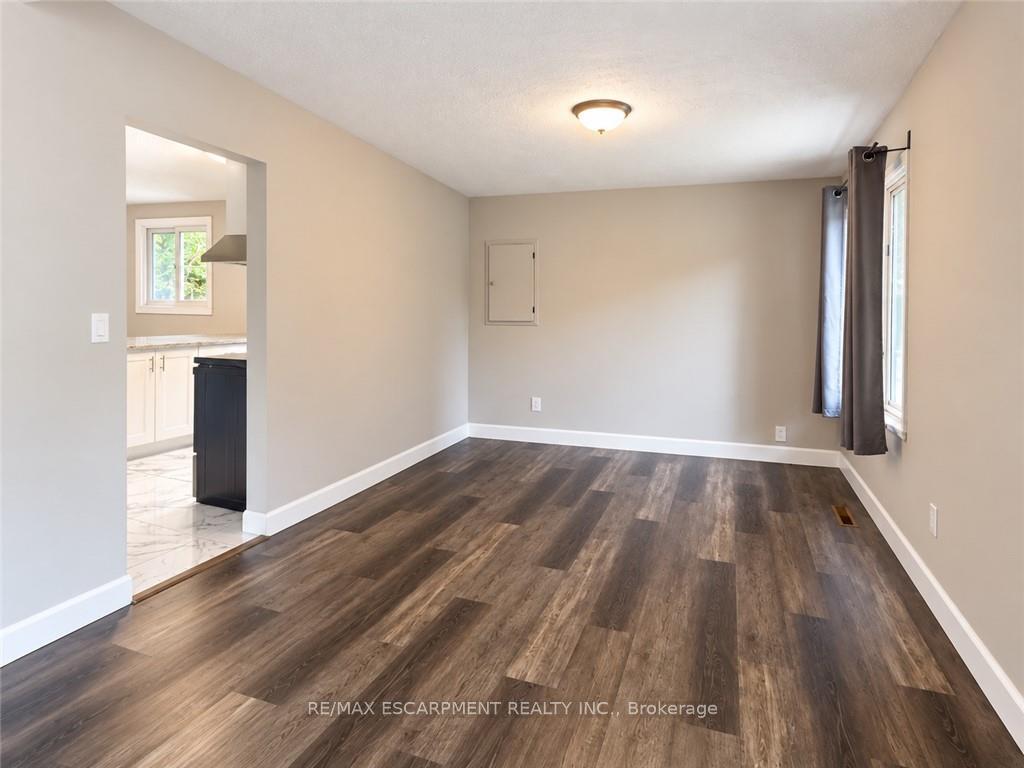 Photo 8 of Unit Upper, 63 Sanatorium Road, Hamilton, Westcliffe — HOMEH
