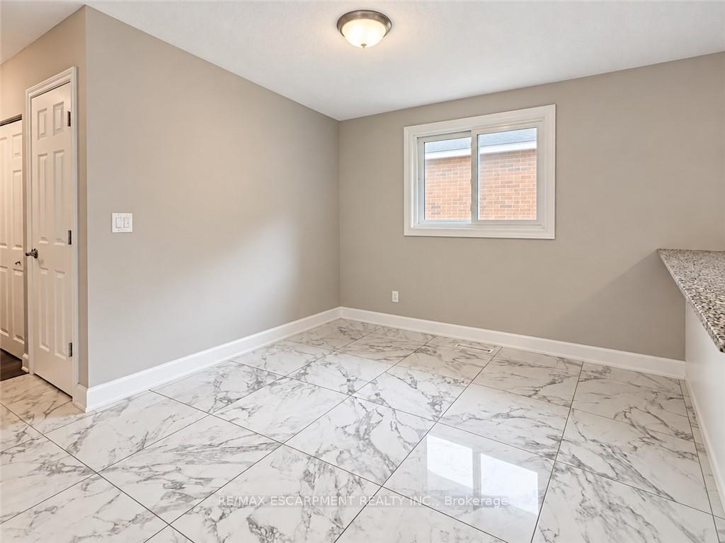 Photo 15 of Unit Upper, 63 Sanatorium Road, Hamilton, Westcliffe — HOMEH