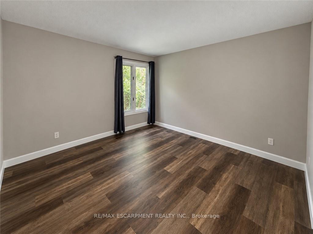 Photo 19 of Unit Upper, 63 Sanatorium Road, Hamilton, Westcliffe — HOMEH