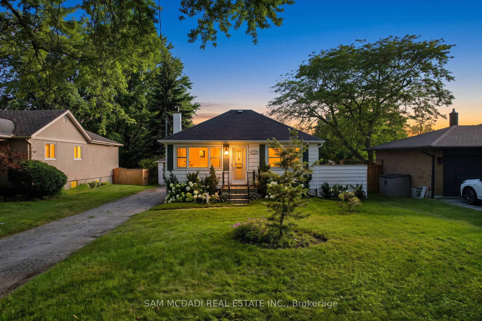 Photo 3 of 1088 Cherriebell Road, Mississauga, Lakeview — HOMEH