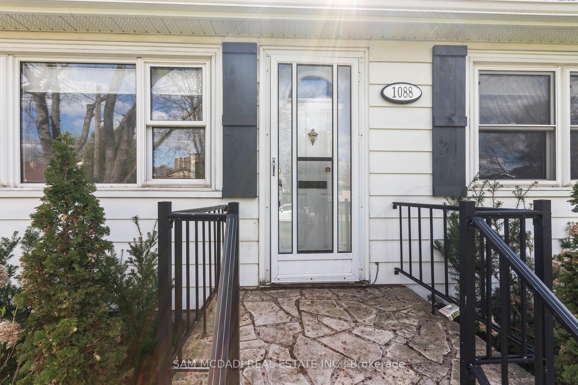Photo 5 of 1088 Cherriebell Road, Mississauga, Lakeview — HOMEH