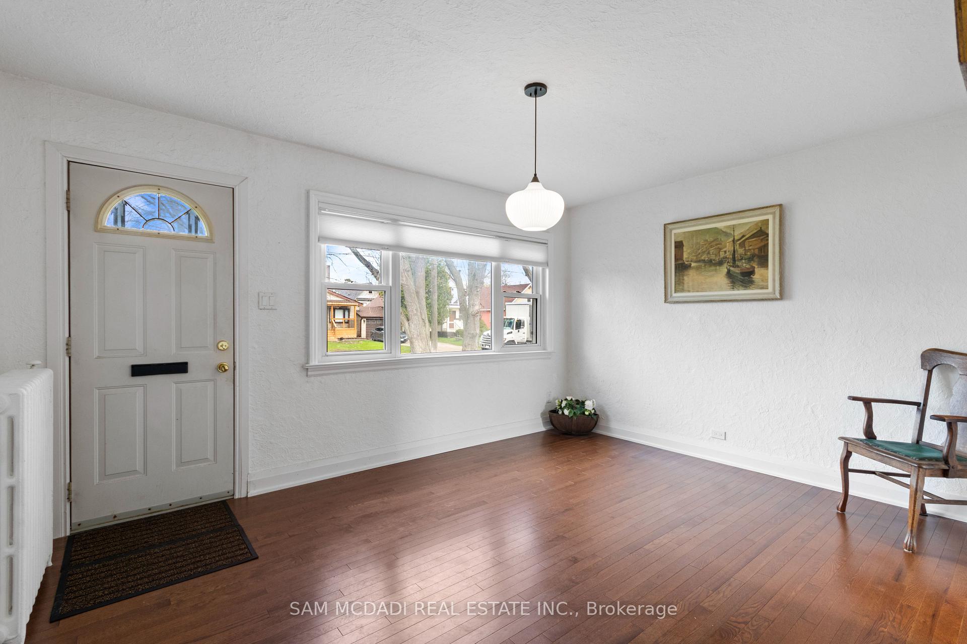 Photo 6 of 1088 Cherriebell Road, Mississauga, Lakeview — HOMEH