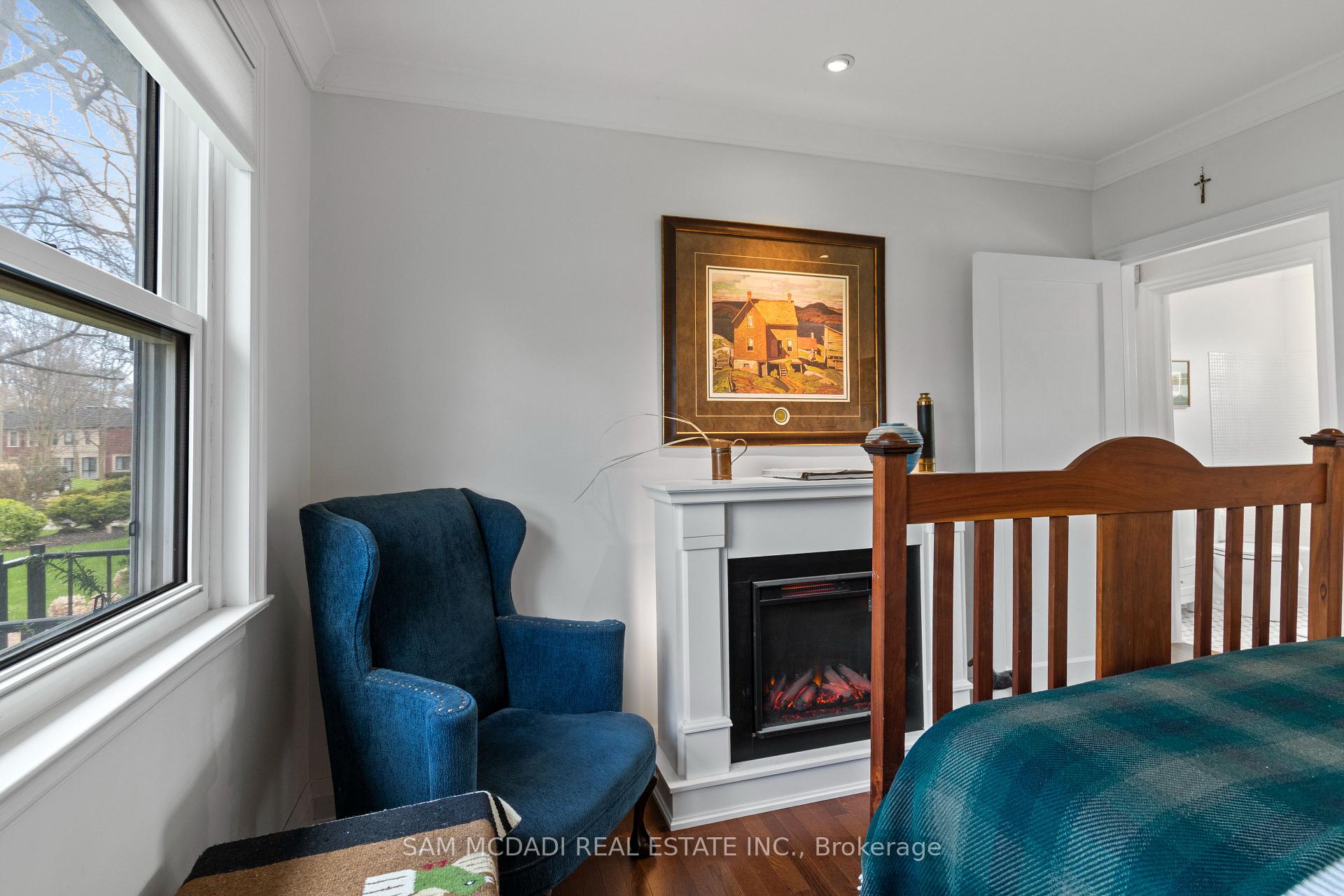 Photo 14 of 1088 Cherriebell Road, Mississauga, Lakeview — HOMEH