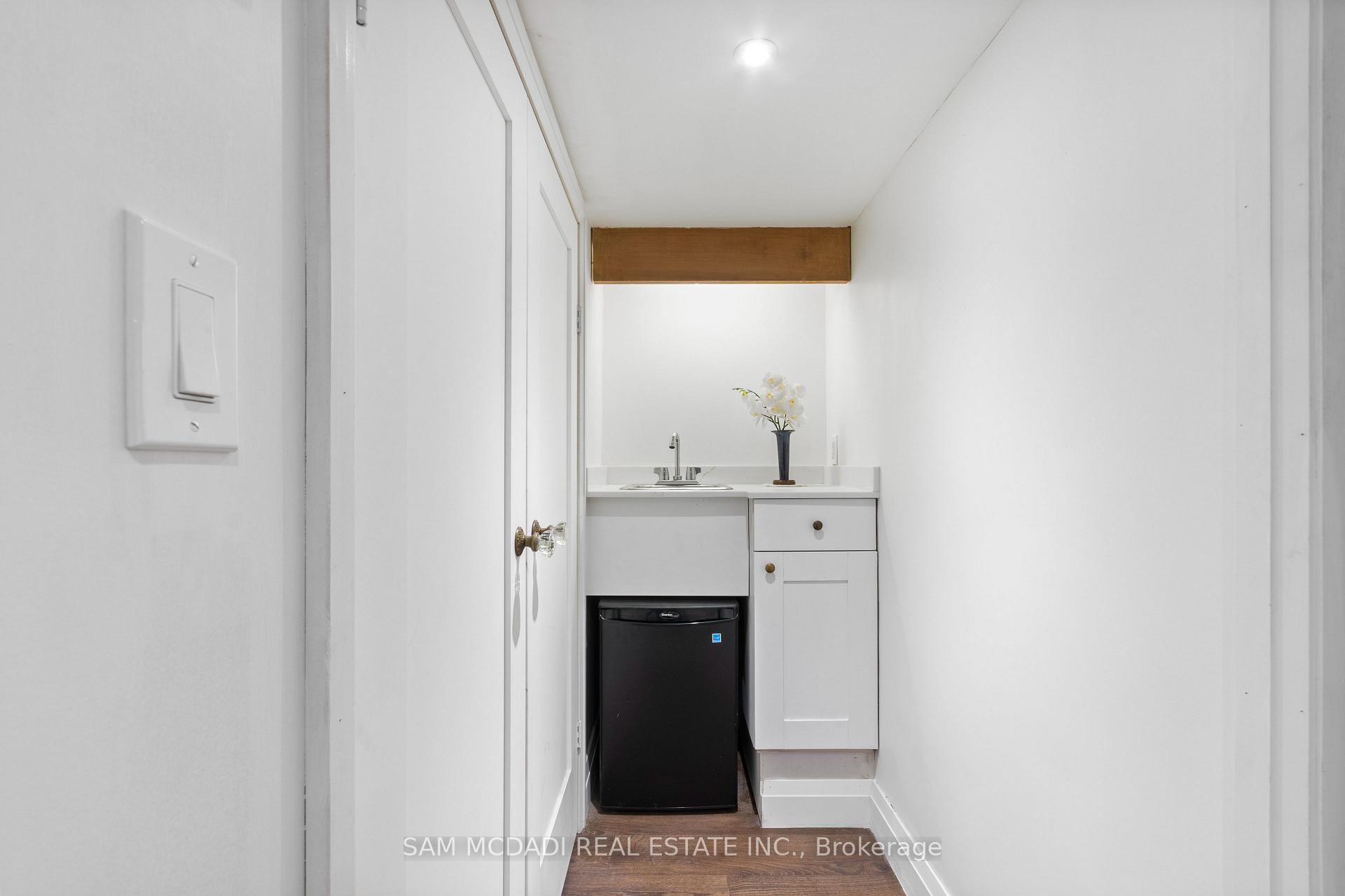 Photo 20 of 1088 Cherriebell Road, Mississauga, Lakeview — HOMEH